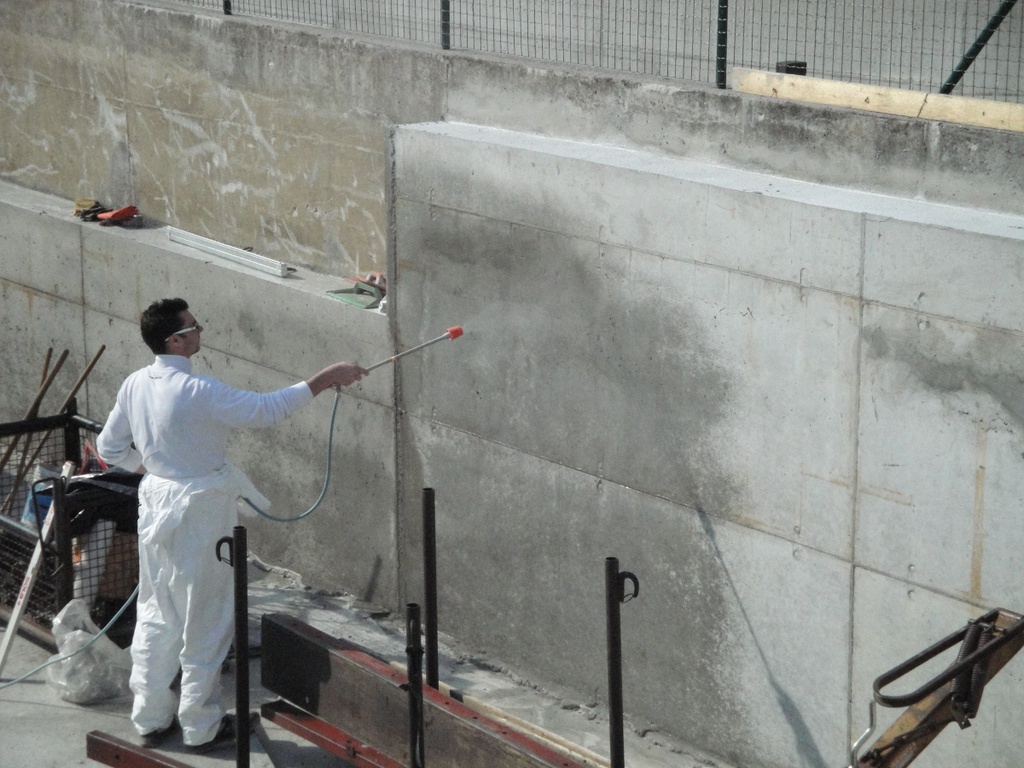 Waterproofing of a basement wall with Vetrofluid