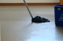 Daily microcement cleaning with Steinfix 60